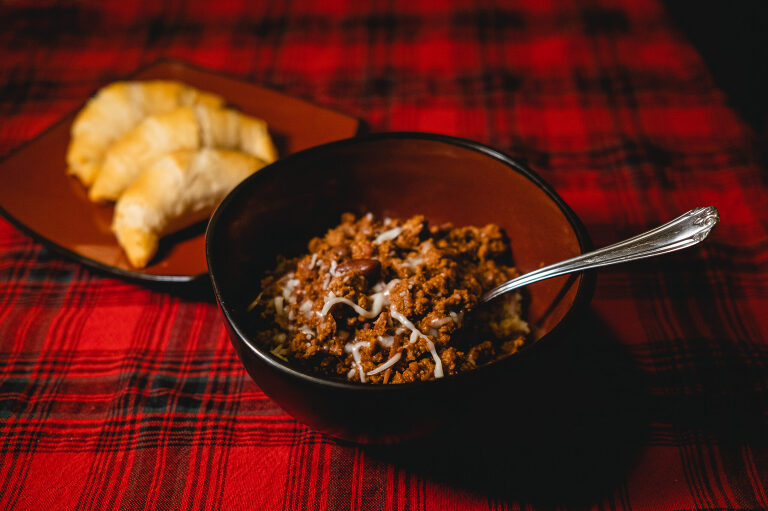 quick-and-cozy-turkey-chili-recipe-live-lovely-photography