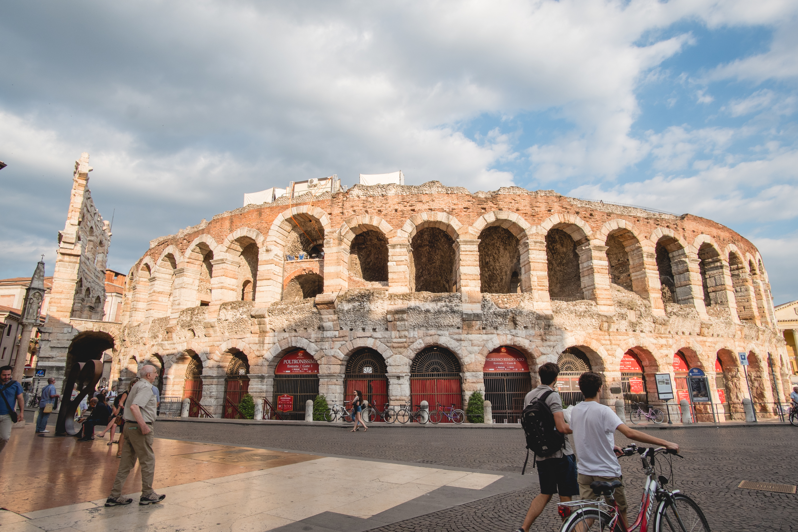 Why Verona Is My Favorite City In The World | Verona, Italy | Lovely ...