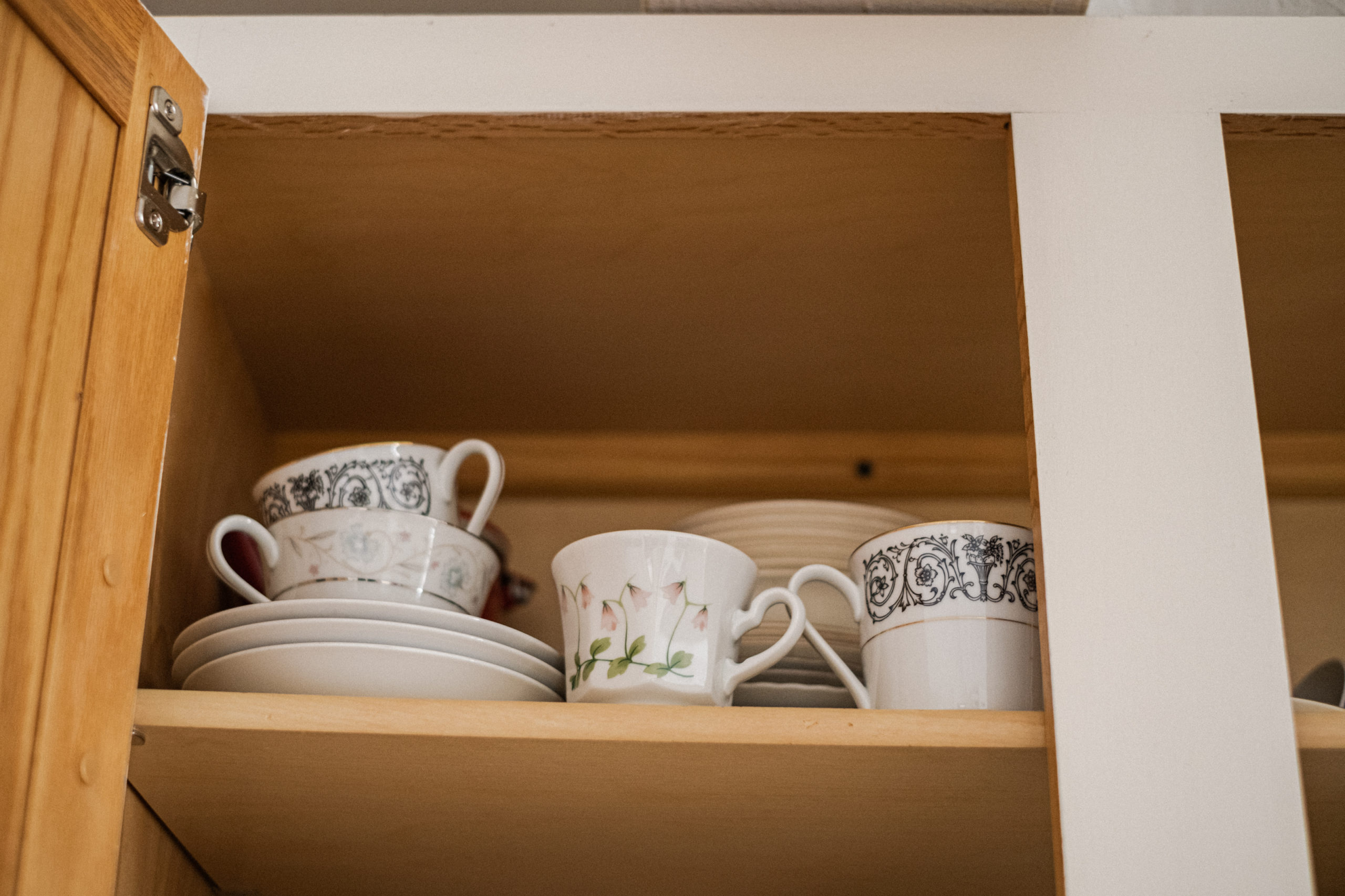How To Host A Spring Tea Party - Live Lovely Photography